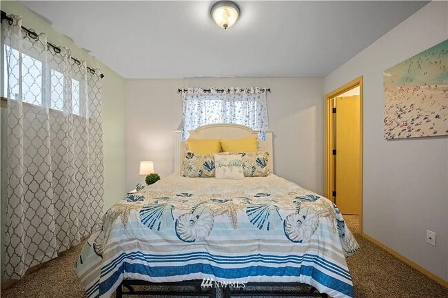 Building Photo - Beautifully Updated 3 Bed, 2.5 Bath Townhome in Monroe