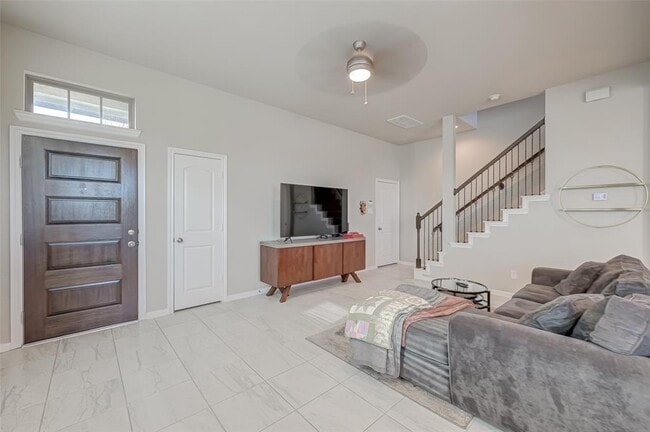 Building Photo - 2523 Terrace Point Dr