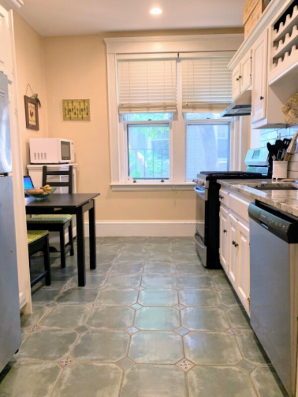 Building Photo - 9 Braemore Rd