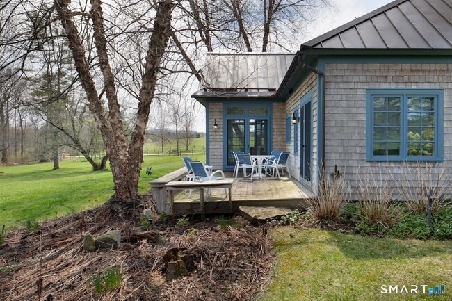 Building Photo - 17 Washinee Heights Rd