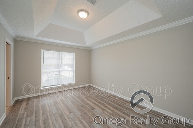 Building Photo - 8508 English Oak Loop