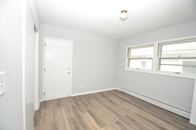 Building Photo - 24111 64th Pl