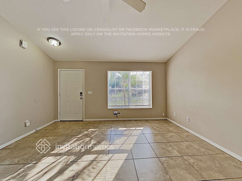 Building Photo - 1066 SE Proctor Ln