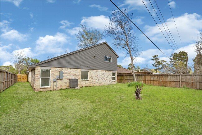 Building Photo - 4802 Hickorygate Dr