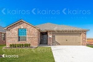 Building Photo - 517 St James Pl