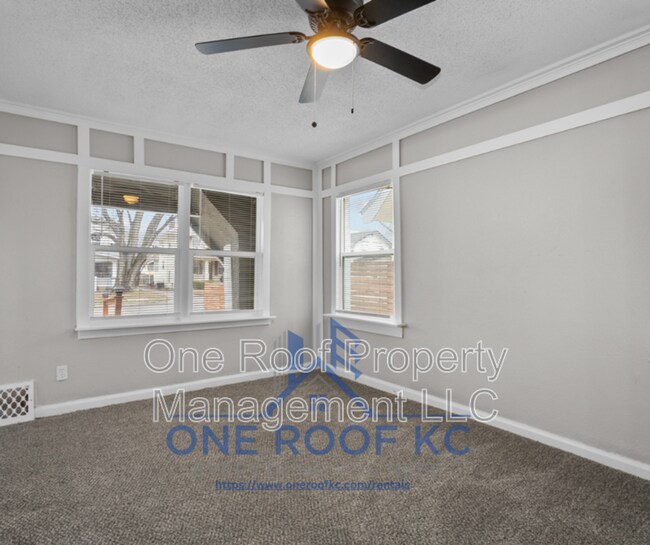 Building Photo - 416 N Elmwood Ave