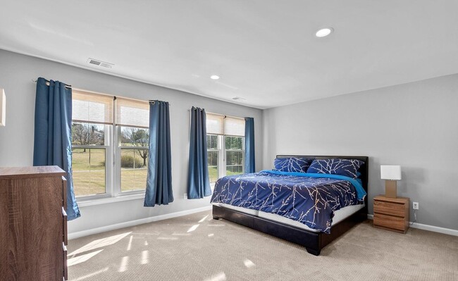 Building Photo - 8620 Stableview Ct