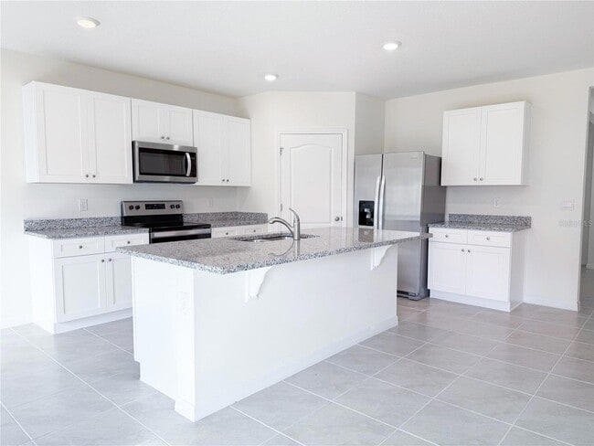 Building Photo - 2054 Tay Wes Dr