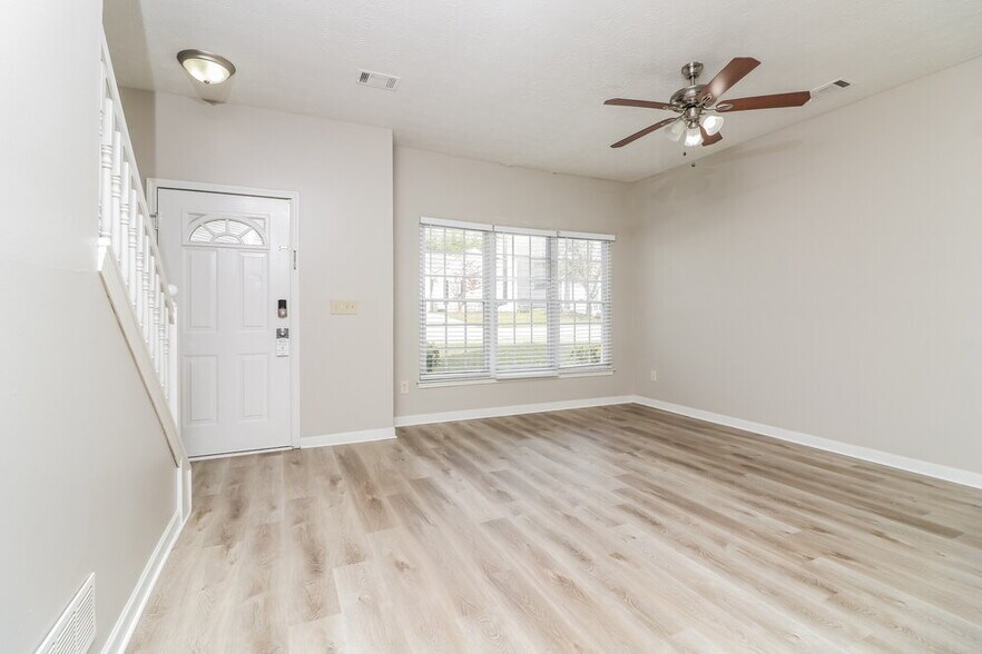 Building Photo - 2710 Park Ave