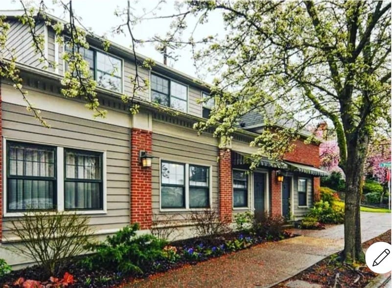 Exterior - 1804 10th Ave W