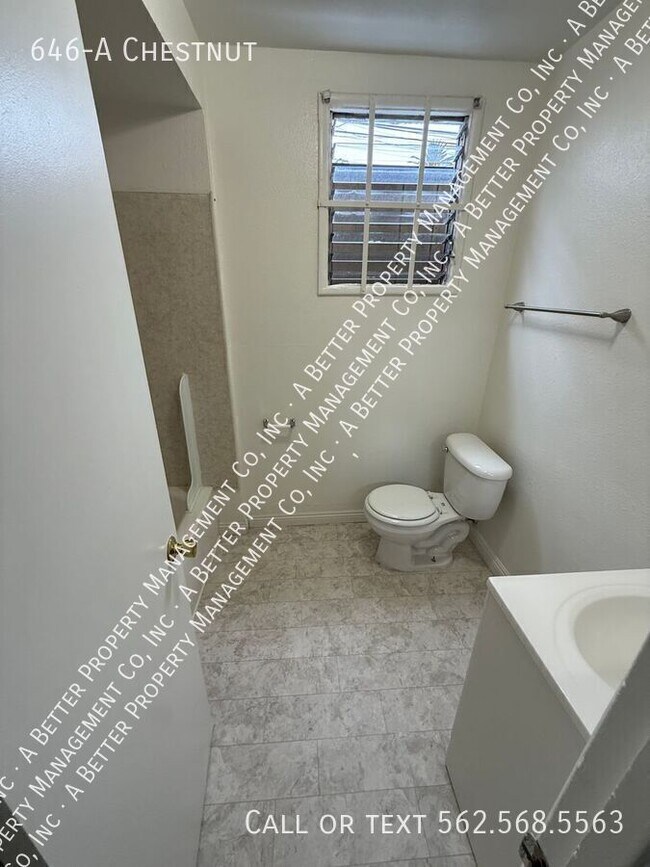 Building Photo - 646-A Chestnut-