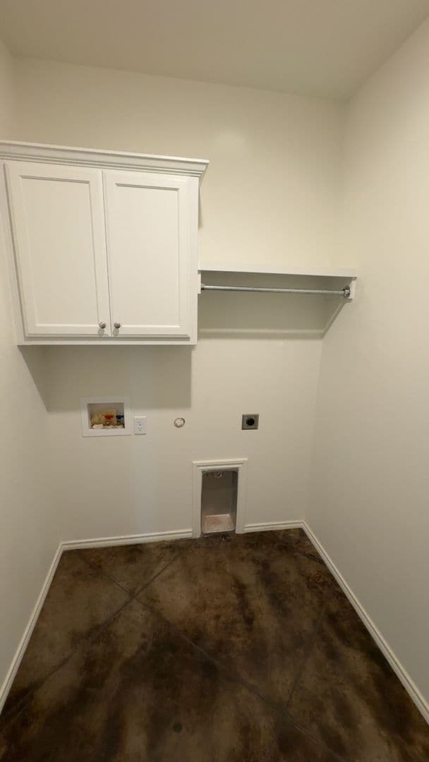 Building Photo - Stunning New 3/2 Townhomes