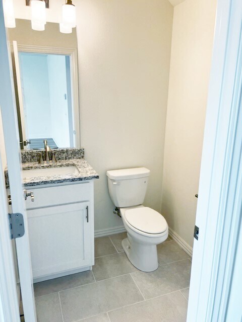 Building Photo - 5805 SW Teppee Ave