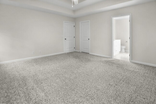 Building Photo - Like New Three Bedroom with Bonus!