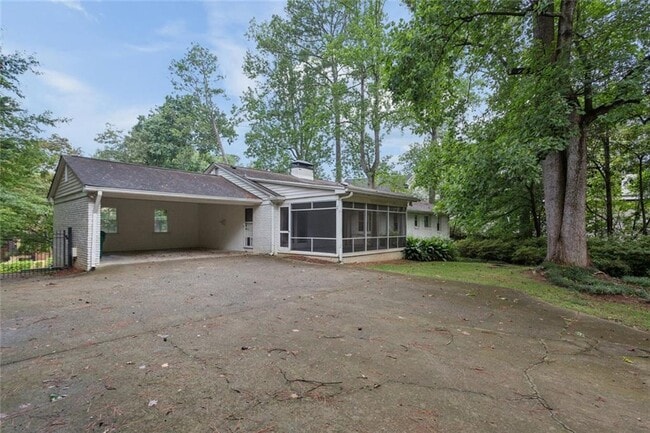 Building Photo - 4775 Merlendale Ct NW