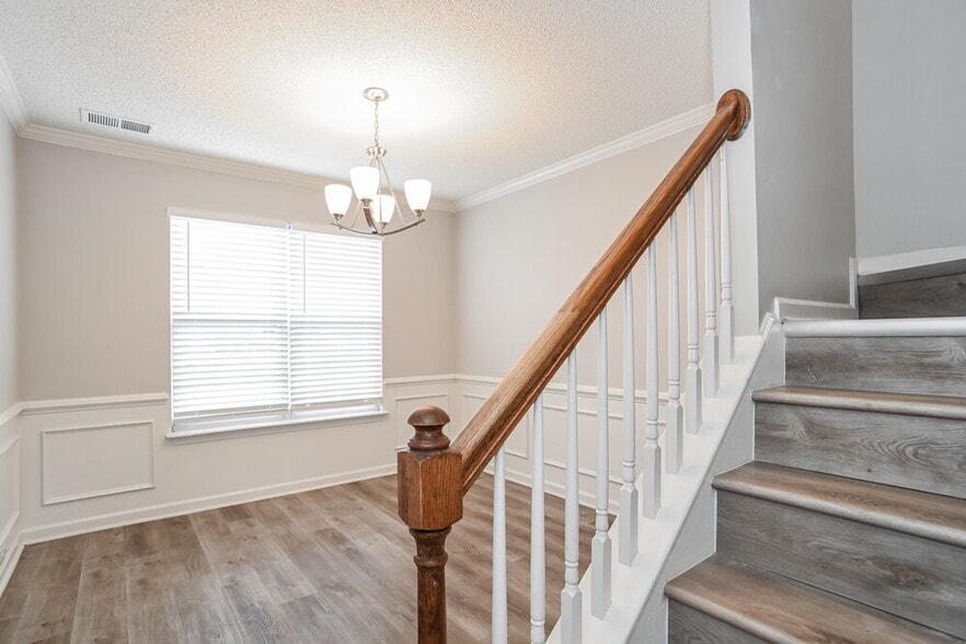 Building Photo - 4530 Fox Thorne Dr