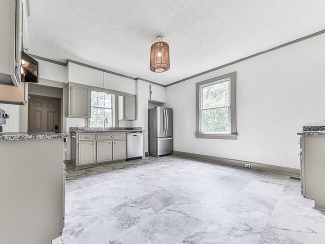 Building Photo - 22 Ohio St