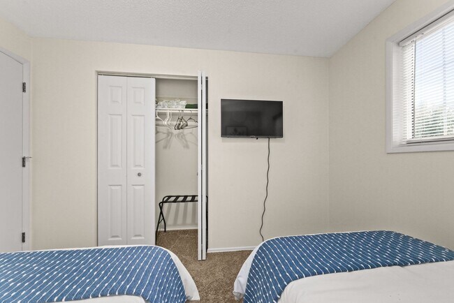 Building Photo - Beautifully updated 3 bedroom, 1 bath house in Eugene!