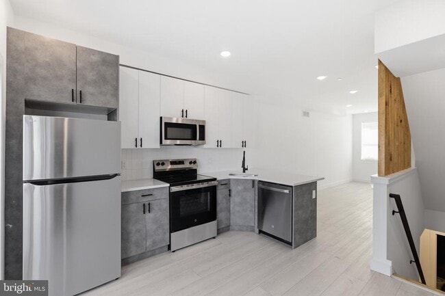 Building Photo - 1007 W Orleans St