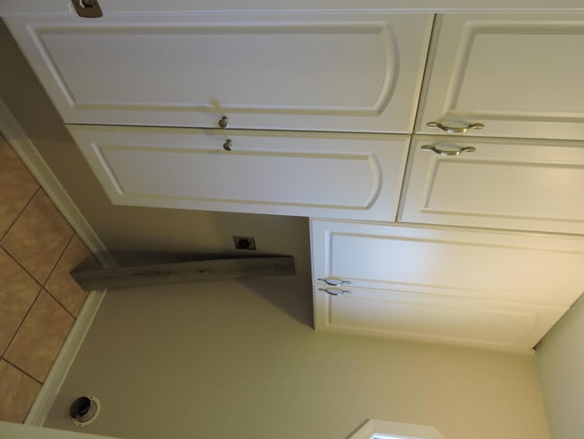 Building Photo - 125 Louise Dr