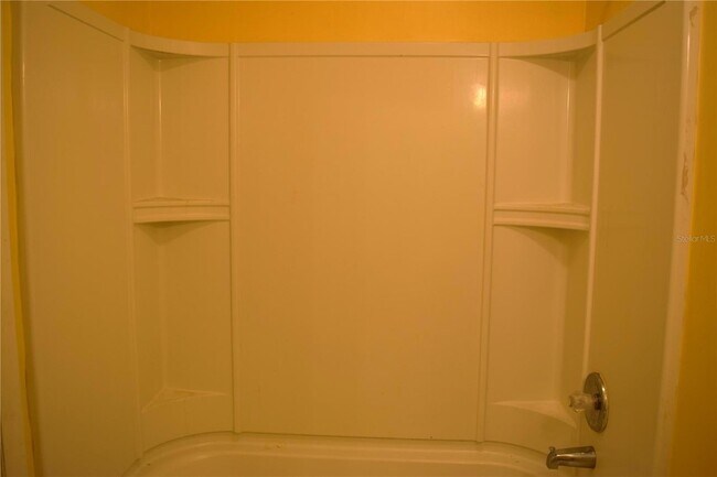 Building Photo - 7423 SW 42nd Pl