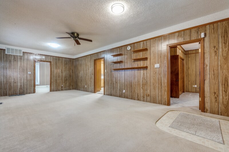 Building Photo - 7291 Ash St