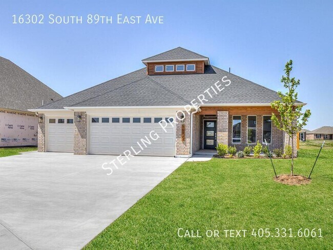 Building Photo - 16302 S 89th E Ave