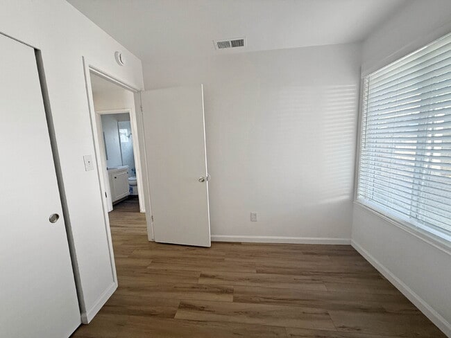 Building Photo - 3251 Mill Springs Dr