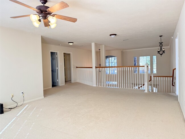 Building Photo - 410 Willow Pointe Dr