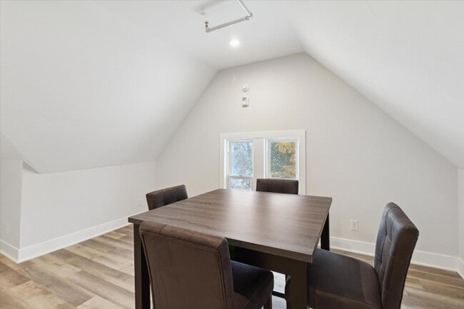 Building Photo - 1164 Terrace St