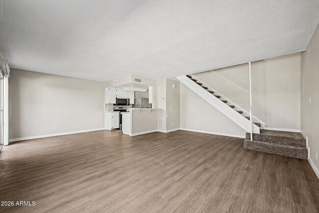 Building Photo - 17009 E Calle Del Oro