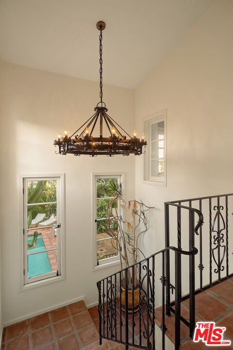 Building Photo - 2223 Cloverfield Blvd