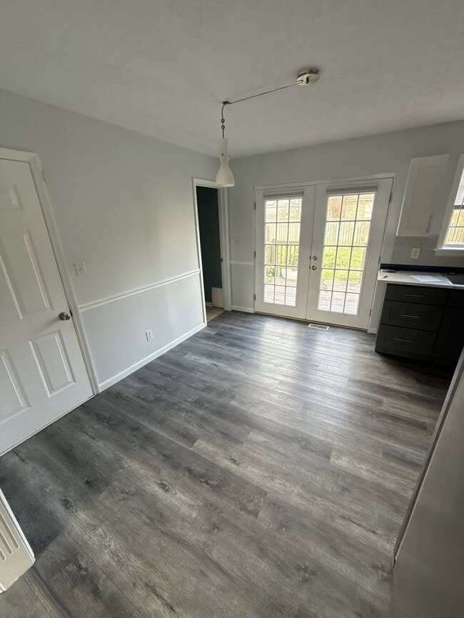 Building Photo - 118 Dale Hollow Dr