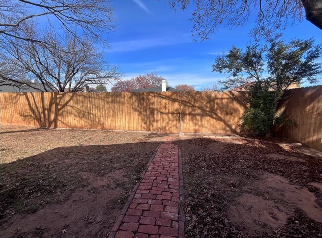 Building Photo - 5718 88th St