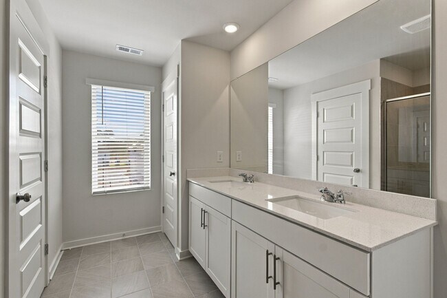 Building Photo - 1627 Manuka Ln