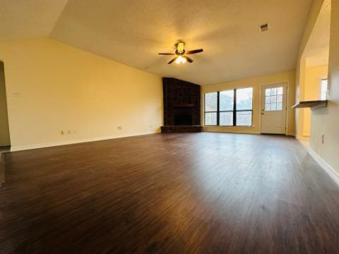 Building Photo - 205 Apollo Rd