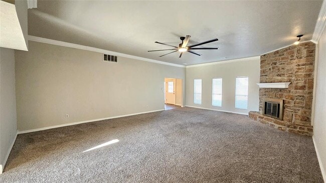 Building Photo - 10029 S Fairview Dr