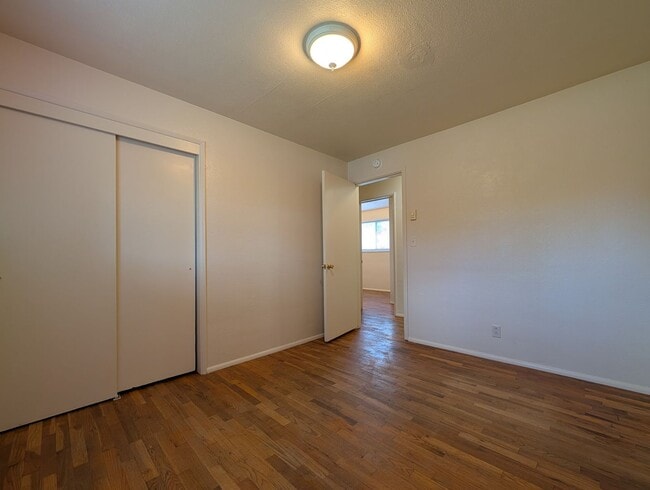 Building Photo - Ranch Style 3-Bedroom, 1-Bath Home In East Eugene!