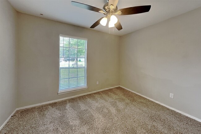 Building Photo - 3419 Shadowcrest Ln