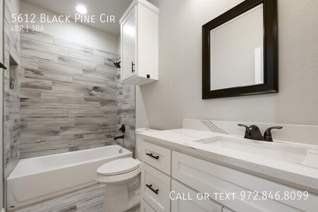 Building Photo - 5612 Black Pine Cir