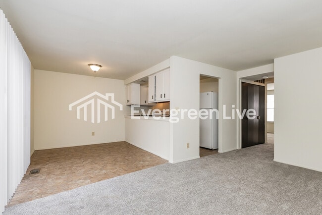 Building Photo - 7699 Mt Hood