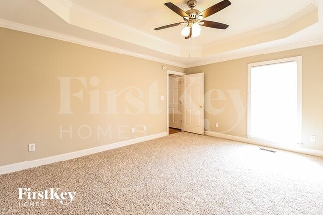 Building Photo - 849 Crest Cove