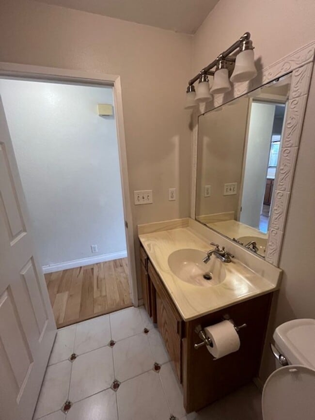 Building Photo - 4361 Poinsettia St