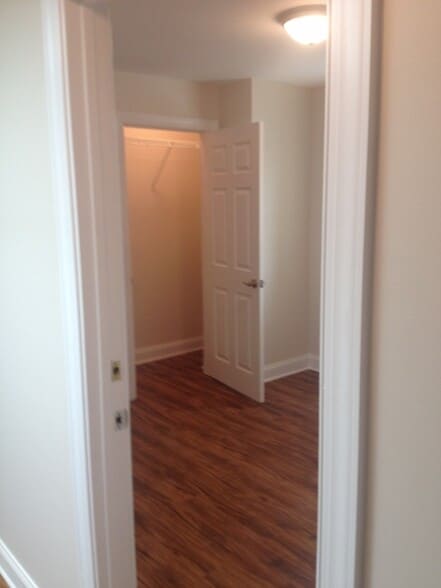 Building Photo - 68 N Court St