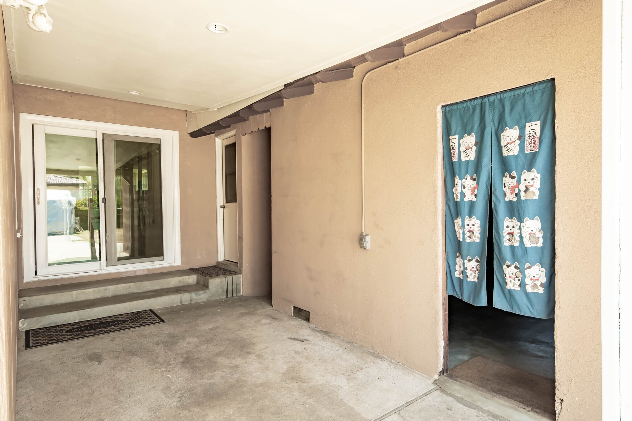 Building Photo - 9088 Emperor Ave