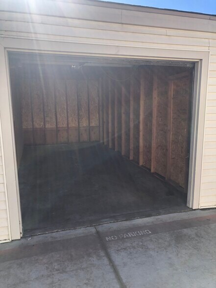 Great for a car or storage. - 2524 Winchester Dr
