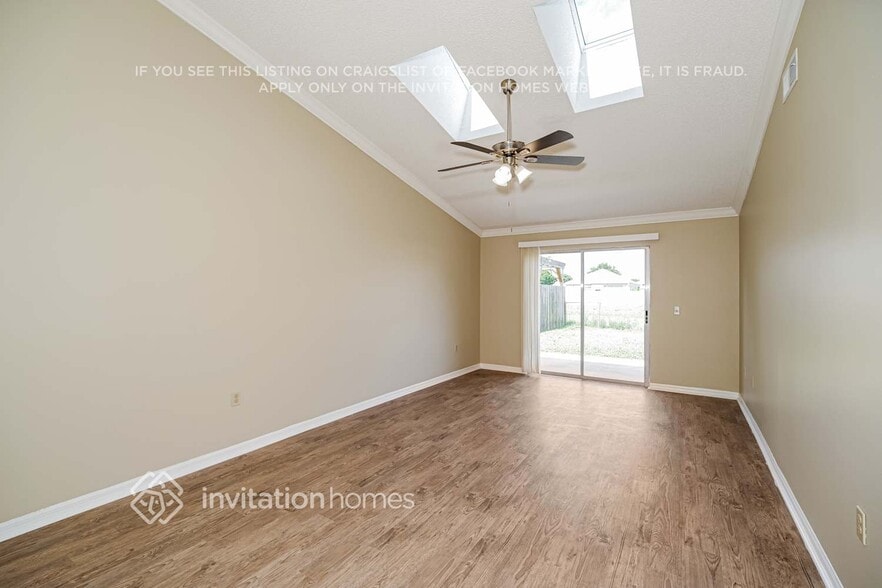 Building Photo - 4117 Bayberry Dr