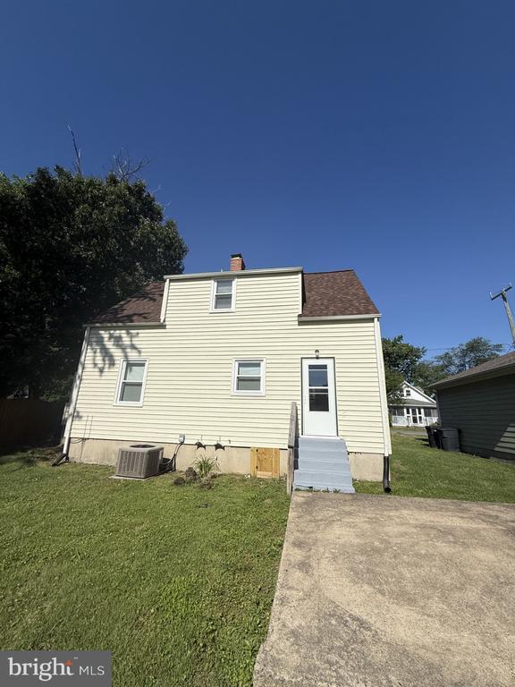 Building Photo - 711 Taggart St