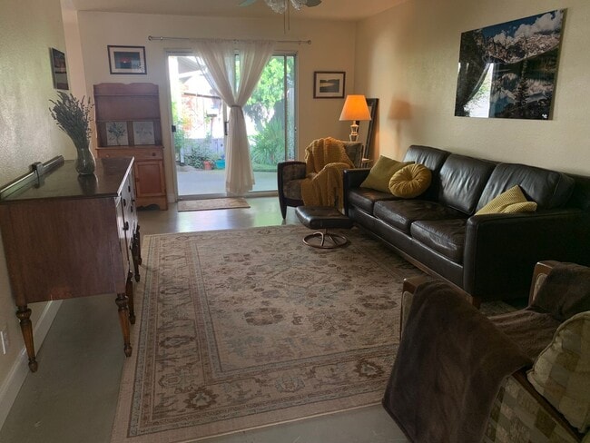 Building Photo - GO929-Lotti, Carole Kelly