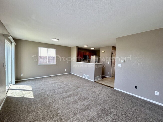 Building Photo - 10962 E 96th Pl